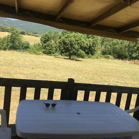 Proche Du Pont Genois *