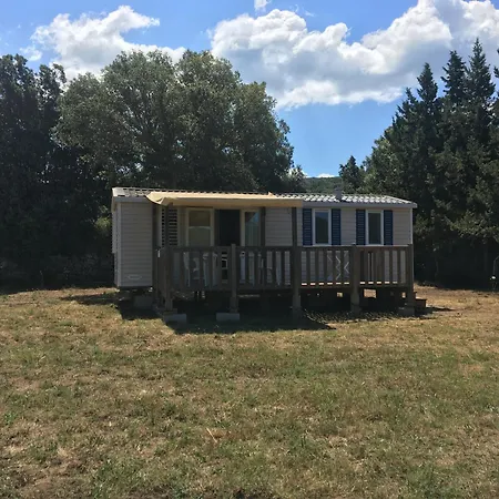 Proche Du Pont Genois